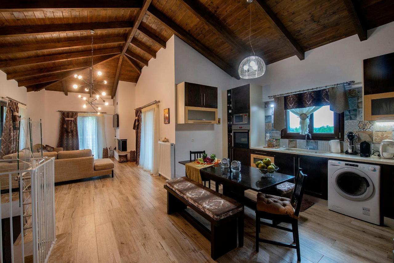 Villa Lilaia'S View Exterior foto