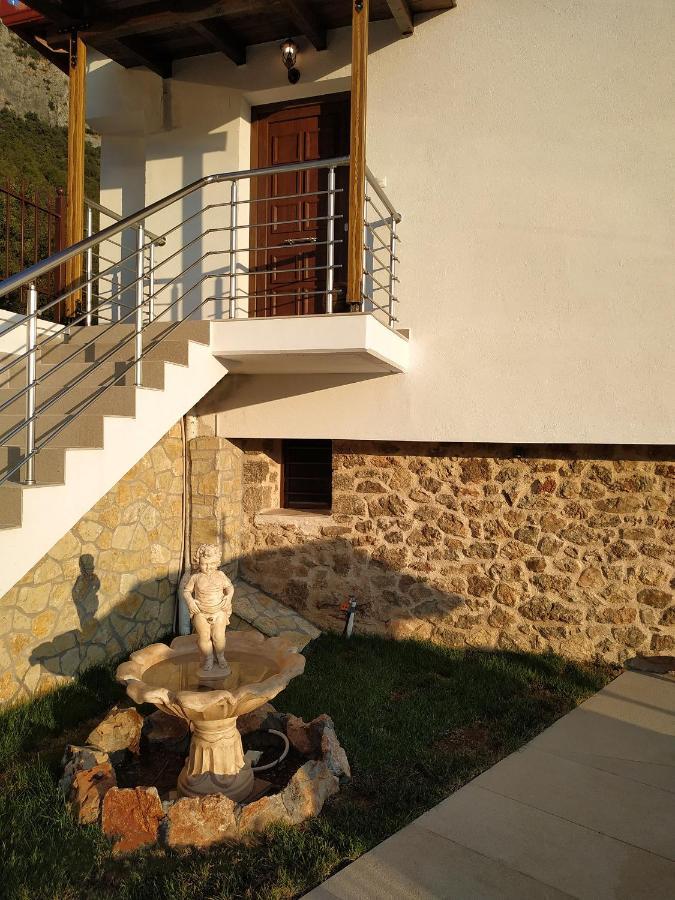 Villa Lilaia'S View Exterior foto